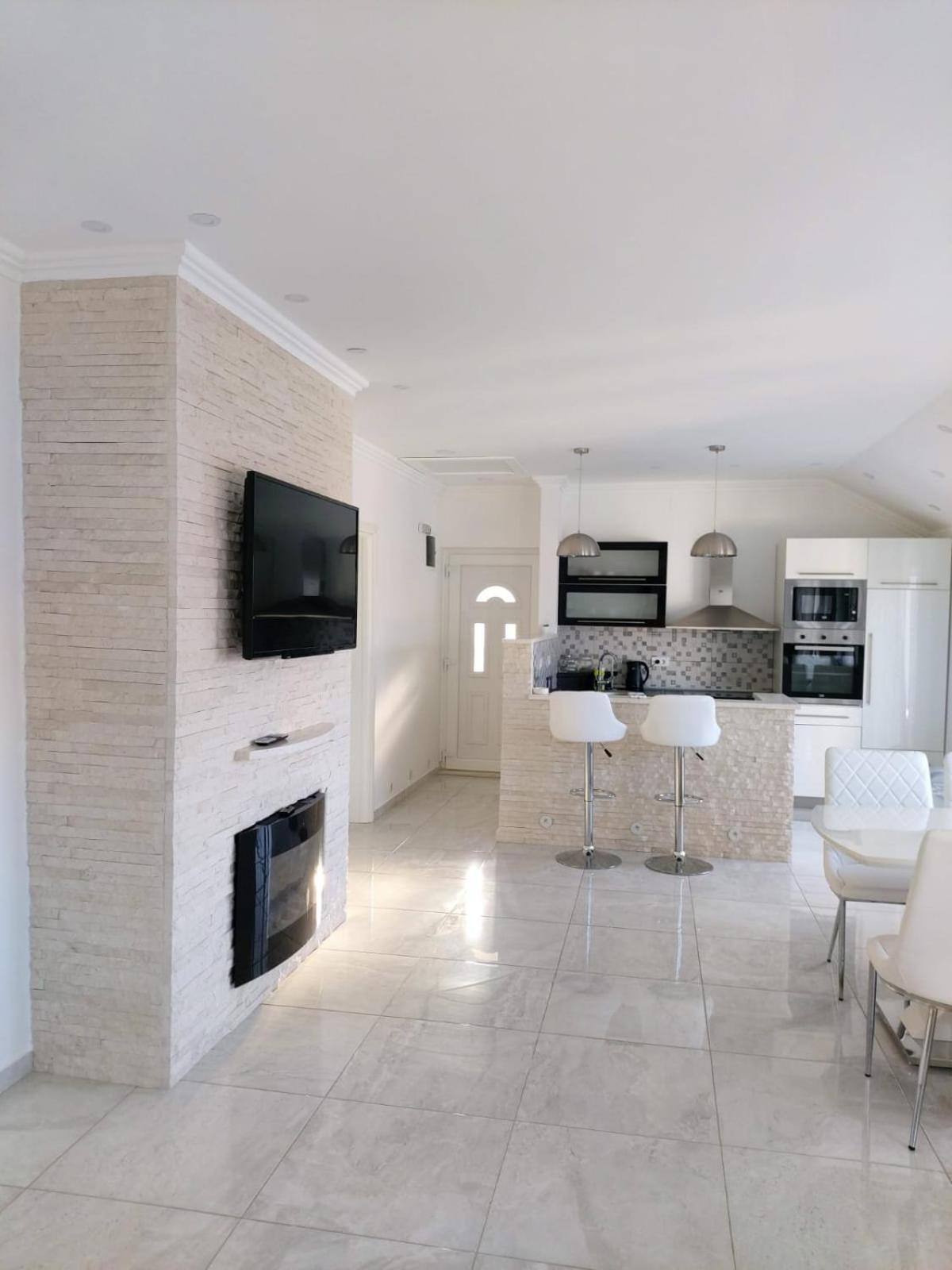 Apartments Brac Supetar Quarto foto