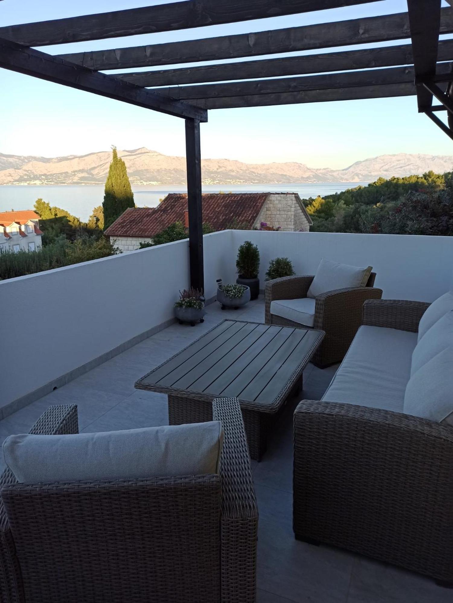 Apartments Brac Supetar Exterior foto