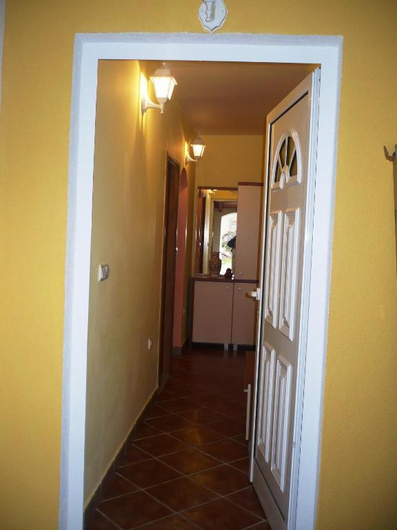 Apartments Brac Supetar Quarto foto